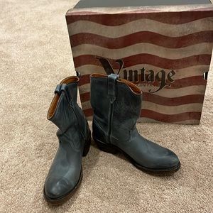 Vintage Pull On Short Western Tallulah Azul Boots 6.5